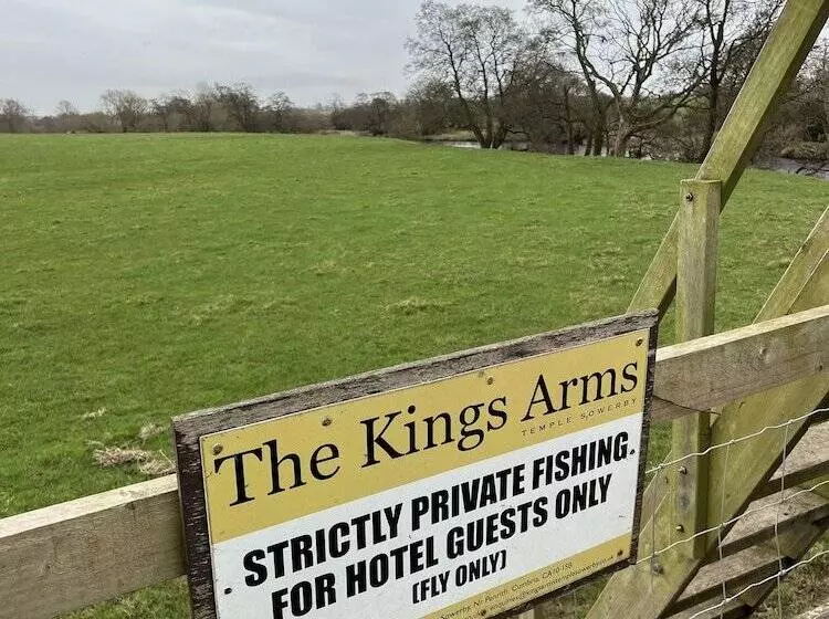 ユースホステル The Kings Arms Temple Sowerby