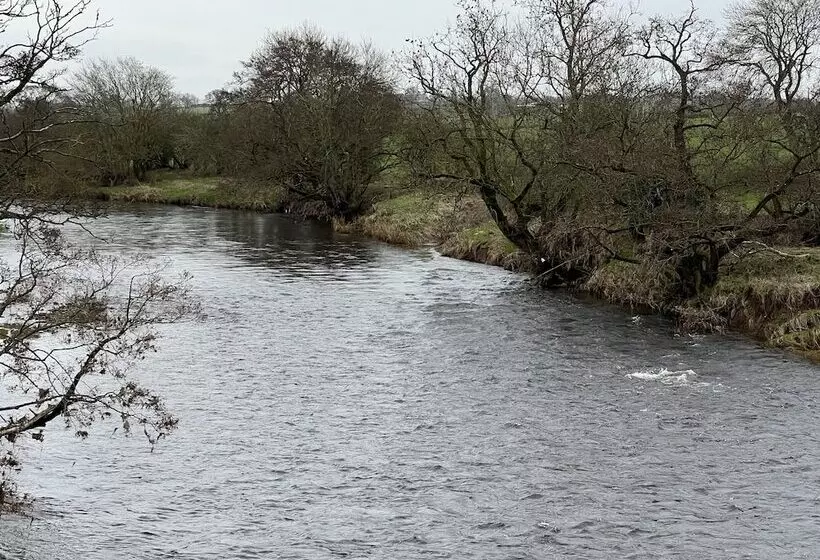 ユースホステル The Kings Arms Temple Sowerby