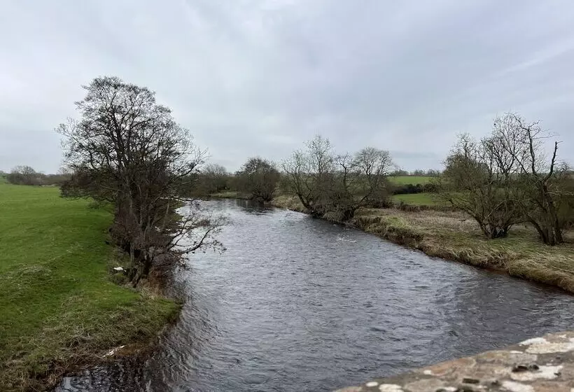 ユースホステル The Kings Arms Temple Sowerby