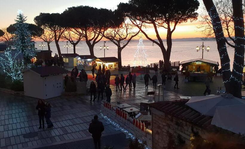 مبيت وإفطار Casa Lady