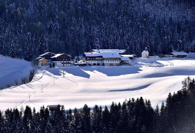 ホテル Hattlerhof