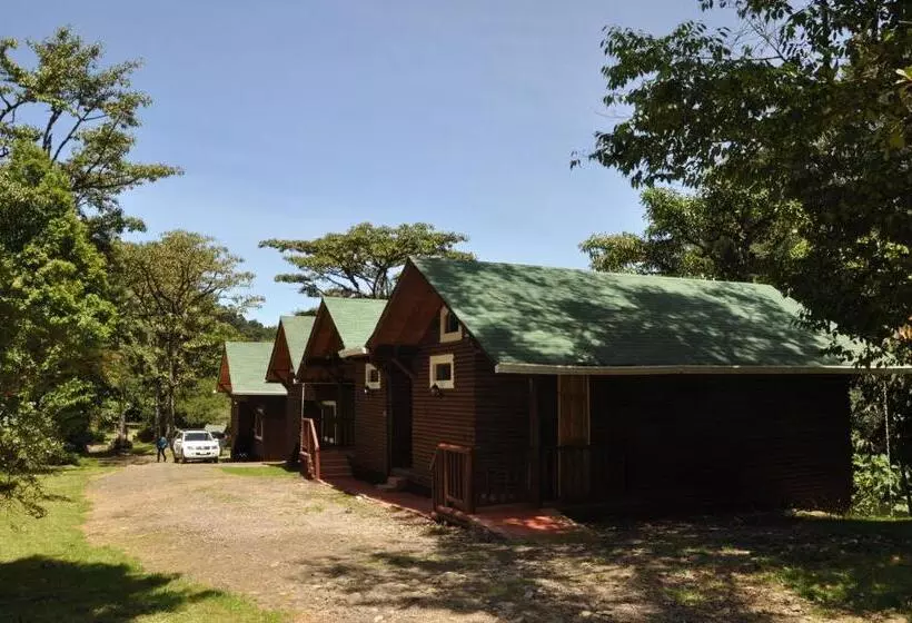 Hotelli Sueños Del Bosque Lodge