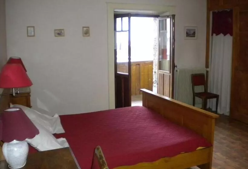 ペンション Gîte Les Mésanges