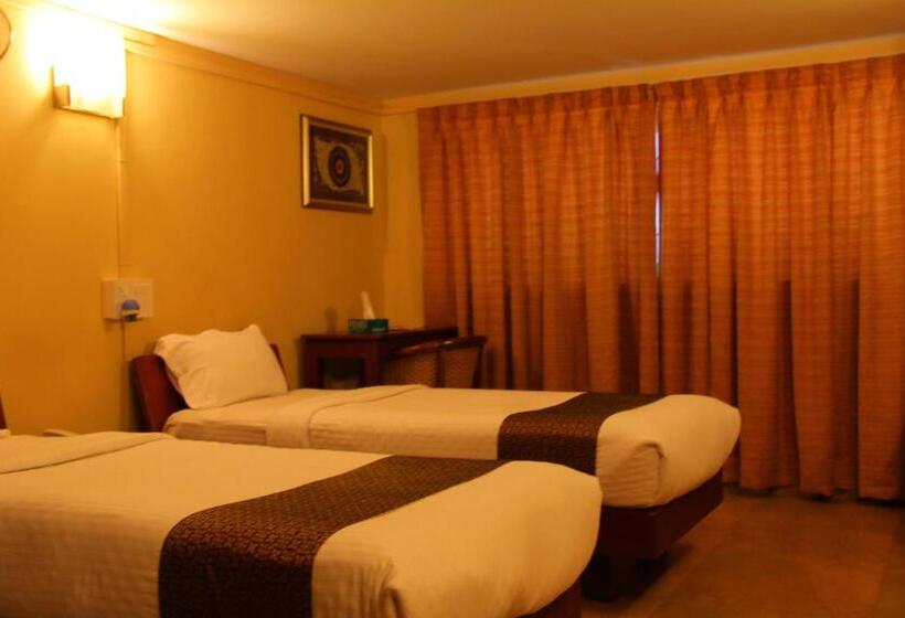 ペンション Hanu Reddy Residences Wallace Garden