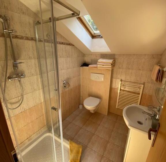 펜션 Penzión Pod Guglom