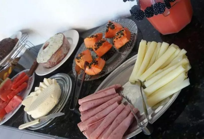 ペンション Pousada Sinhá Moça Campos Ltda