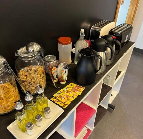 بنسيون Pr Casa Savi