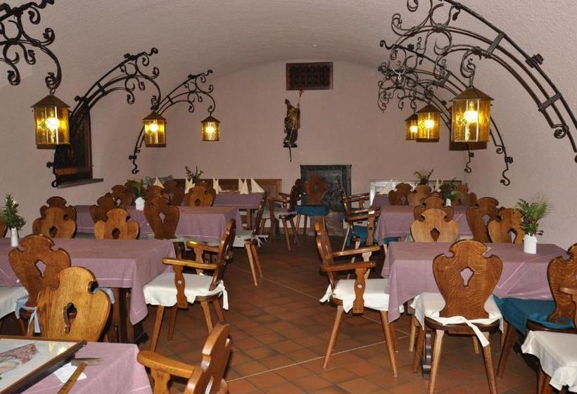 بنسيون Schmuckkastchen