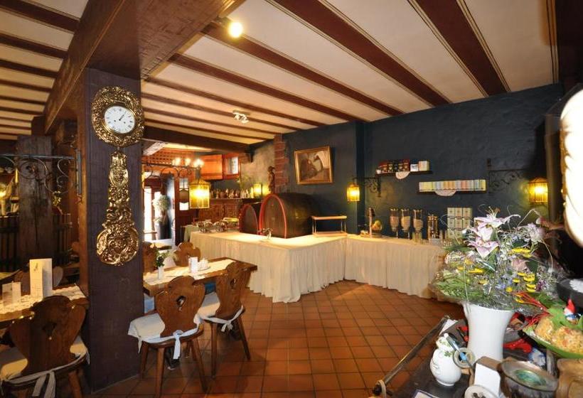 بنسيون Schmuckkastchen