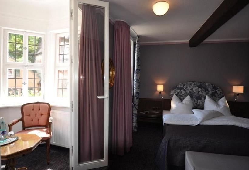 بنسيون Schmuckkastchen