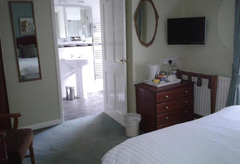 بنسيون The Burleigh