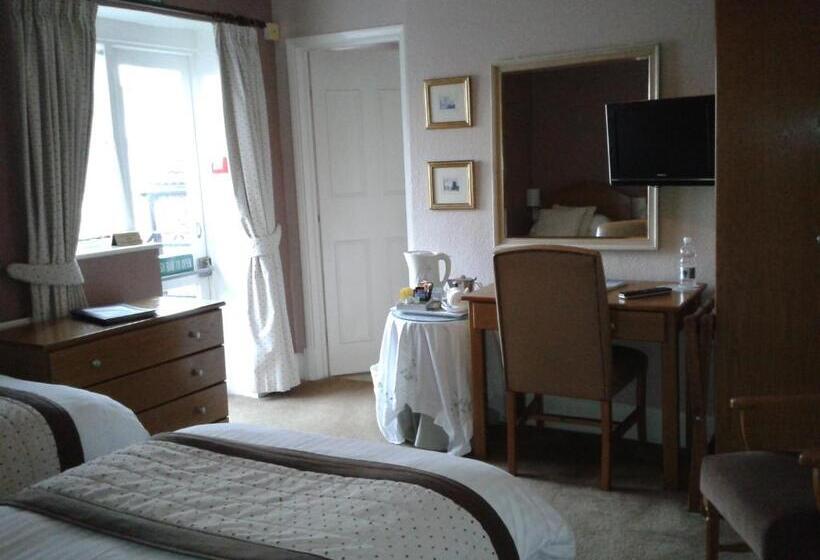 بنسيون The Burleigh