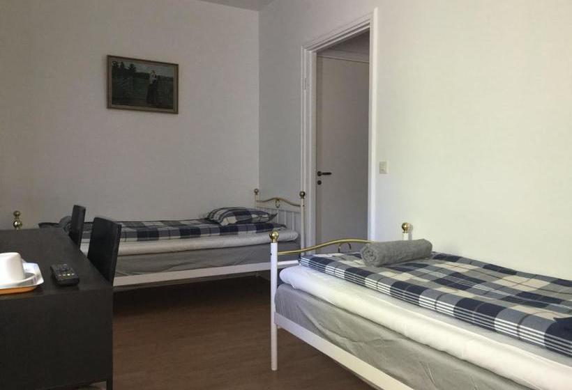 호스텔 Grums Old House