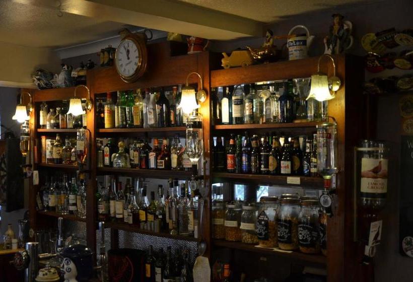 旅馆 The Clytha Arms