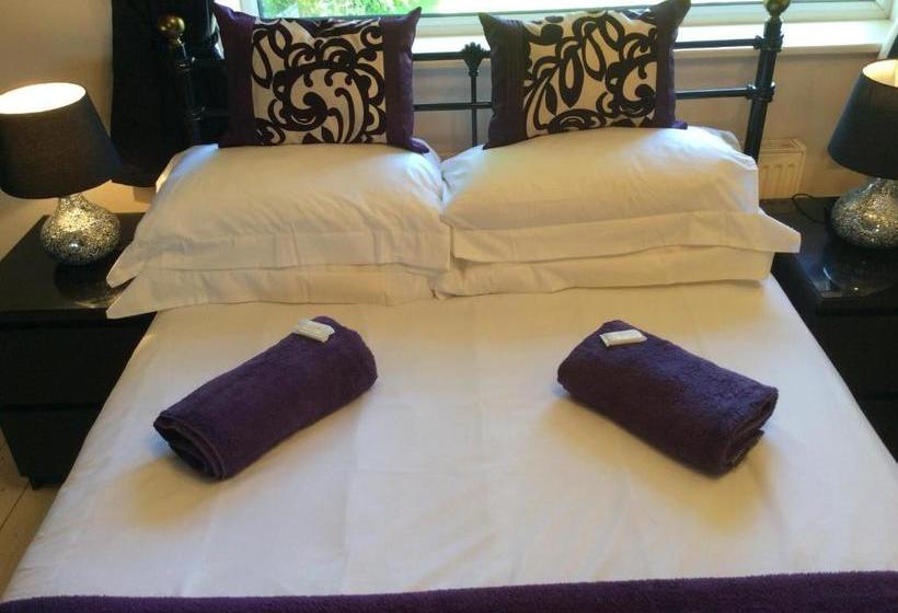 호스텔 The Golden Lion