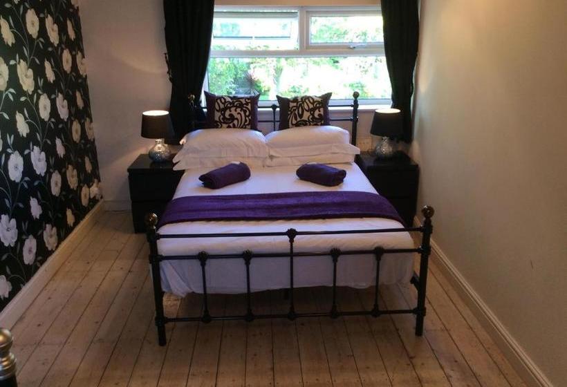 호스텔 The Golden Lion