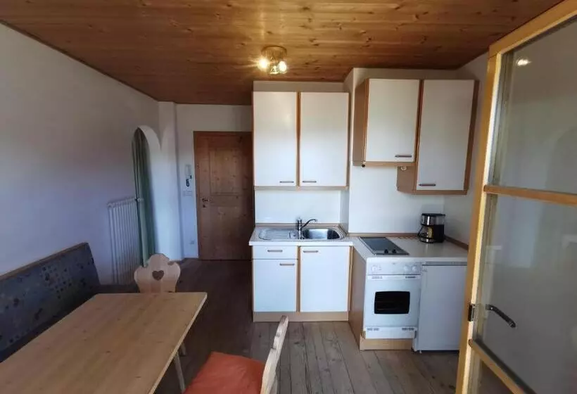 ベッドアンドブレックファースト Garni Tschutscherhof