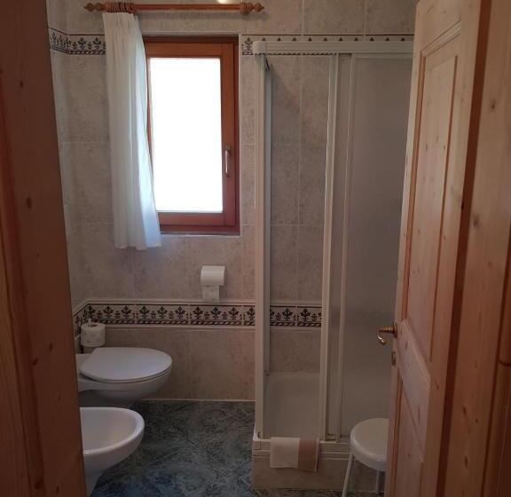 مبيت وإفطار Garni Tschutscherhof