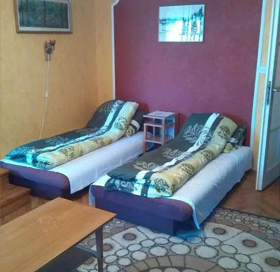 پانسیون Alpesi Vendégház