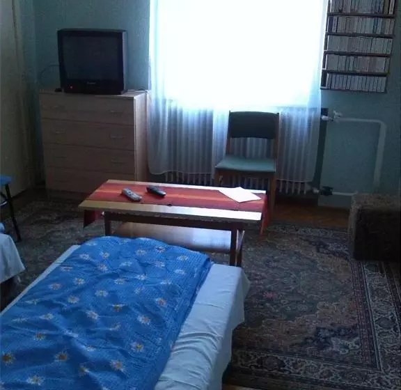 پانسیون Alpesi Vendégház
