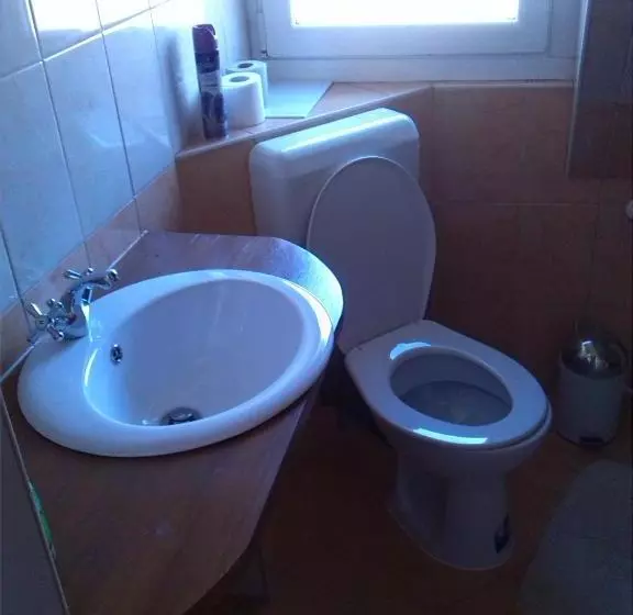 پانسیون Alpesi Vendégház
