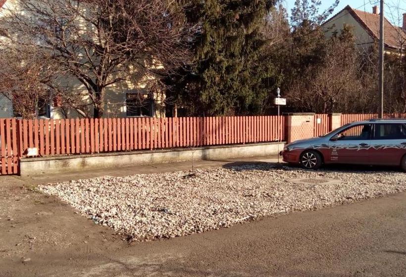 Пансион Alpesi Vendégház