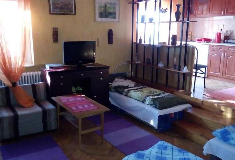 Пансион Alpesi Vendégház