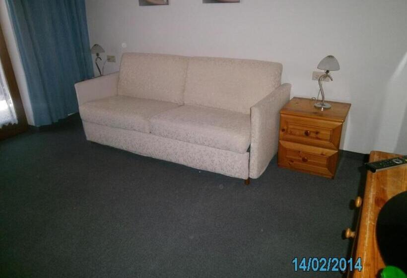 بنسيون Gästehaus Hirschenhof