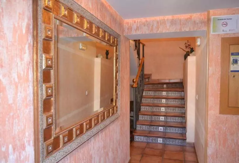 پانسیون Hostal Arévacos