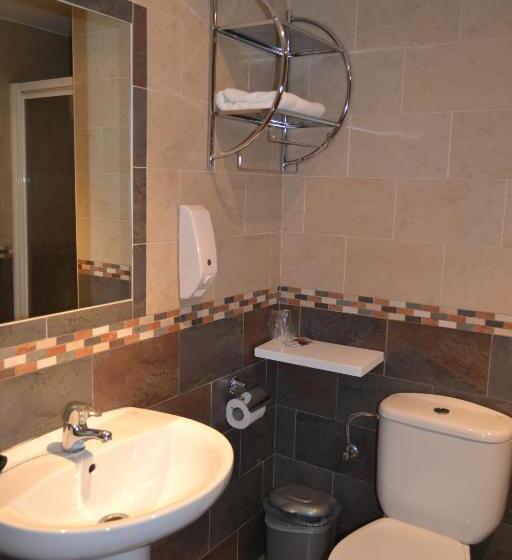 פנסיון Hostal Arévacos