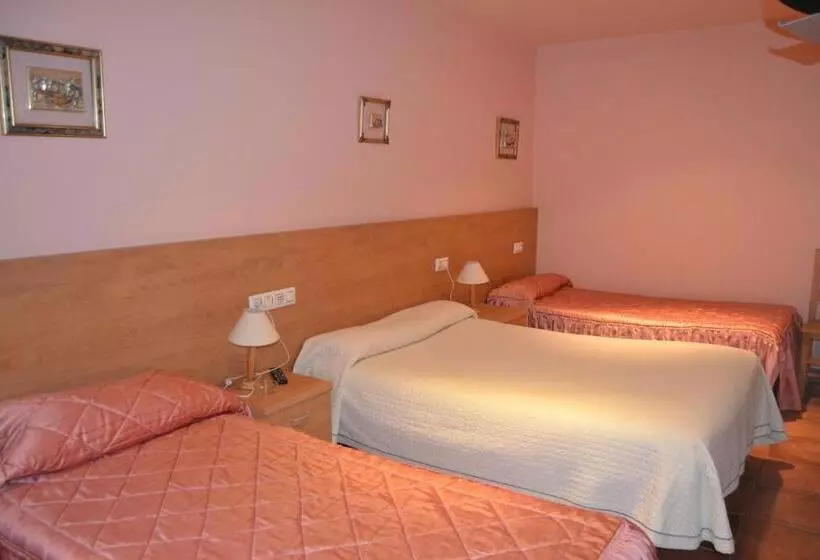 پانسیون Hostal Arévacos