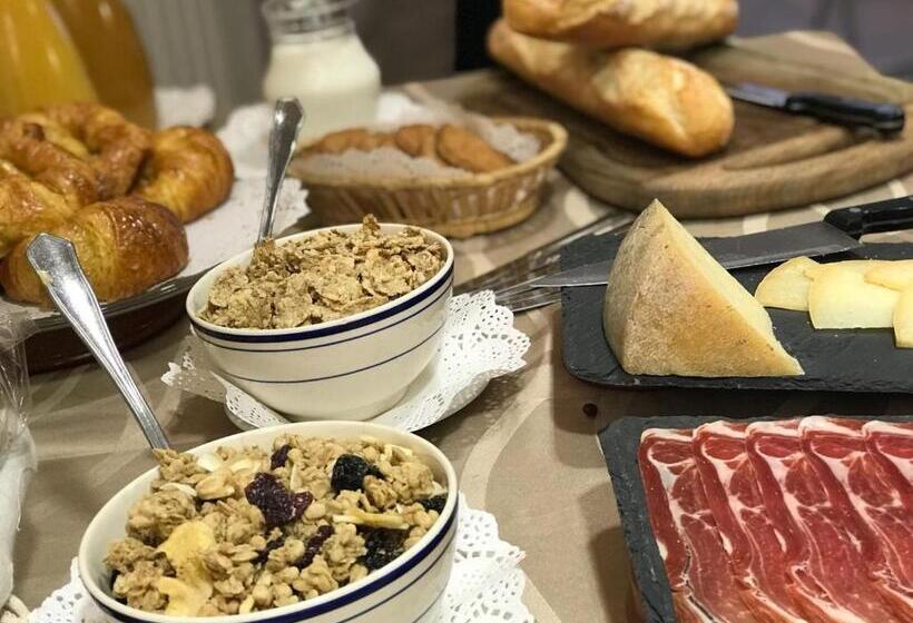 Pensão Hostal Ezkaurre