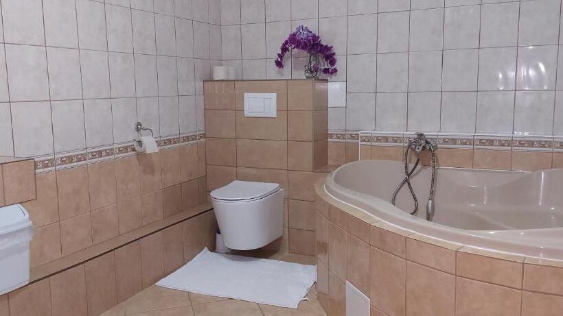 Pansiyon Penzion U šelongů