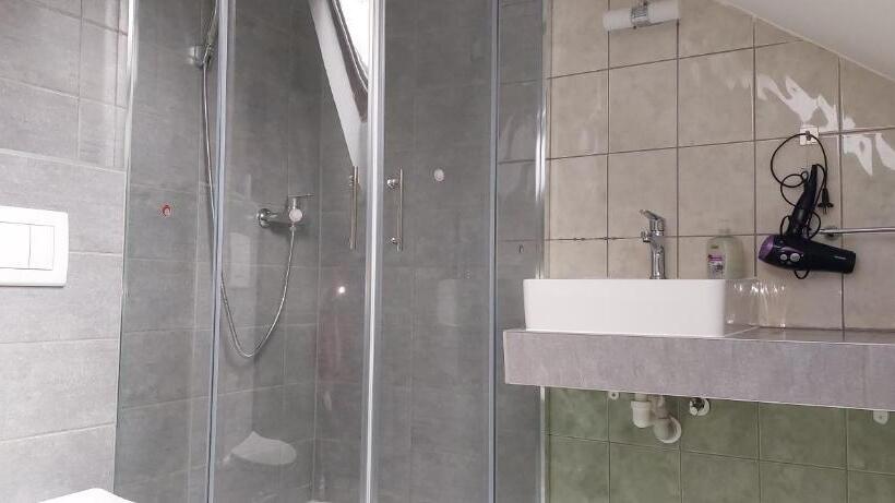 Pansiyon Penzion U šelongů