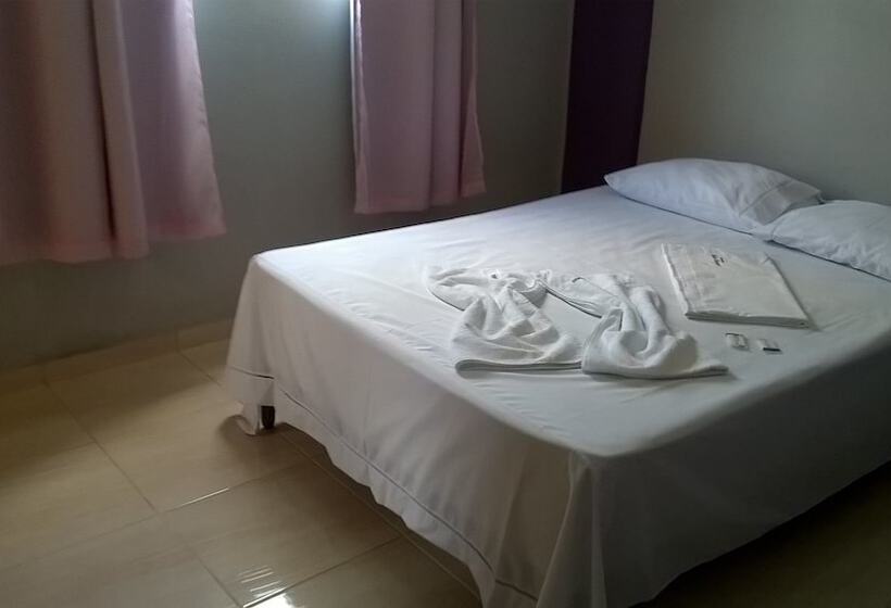 ペンション Pousada Belo Sono