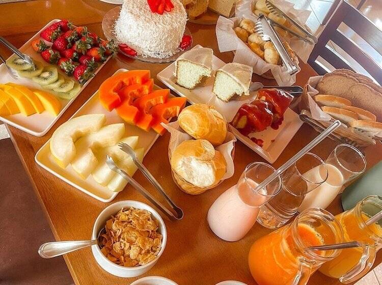 פנסיון Pousada Bucaneve