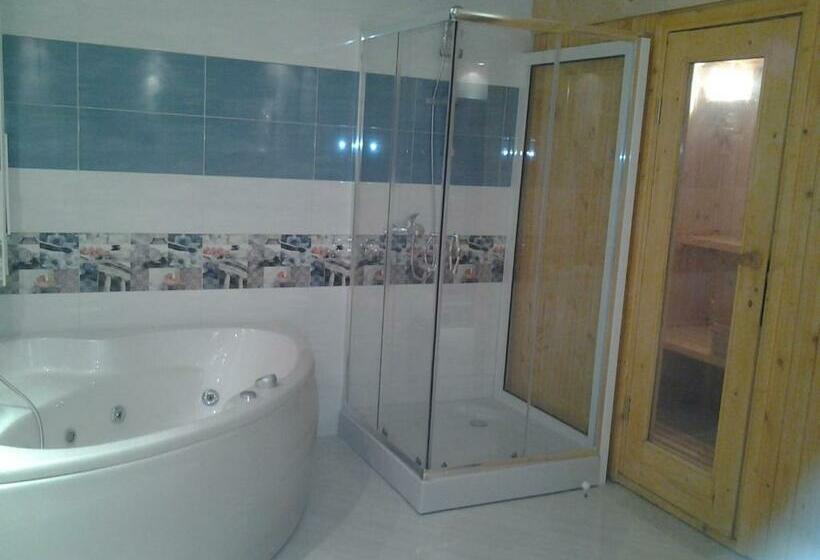 پانسیون Tonus Guest House