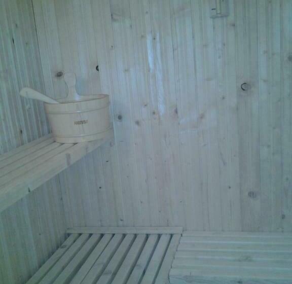 پانسیون Tonus Guest House