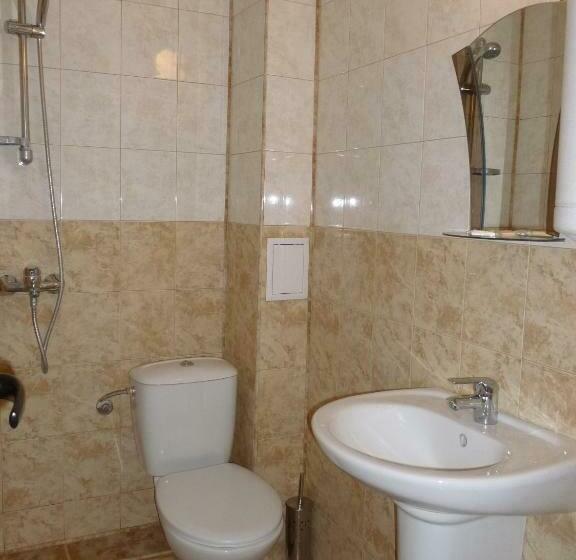 پانسیون Tonus Guest House