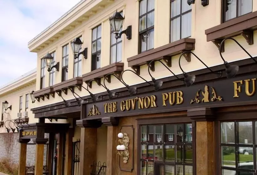 ユースホステル The Guv Nor Inn