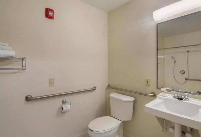 Hometowne Studios By Red Roof Denver   Glendale/ Cherry Creek