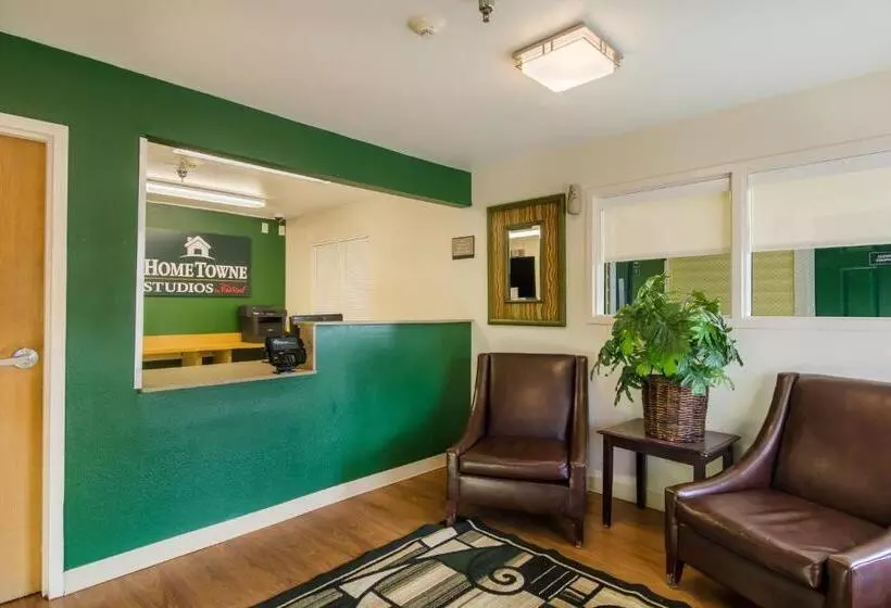 Hometowne Studios By Red Roof Denver   Glendale/ Cherry Creek