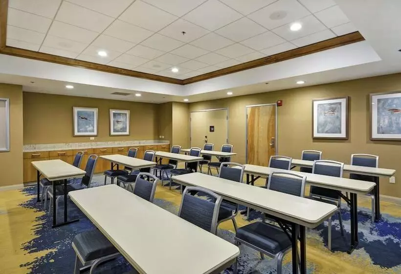 Hotelli Hampton Inn & Suites Grants Pass