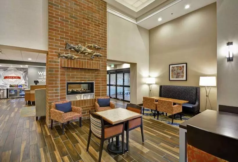 Hotelli Hampton Inn & Suites Grants Pass