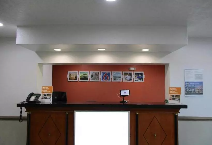 Motel 6 West Columbia, Sc  Airport