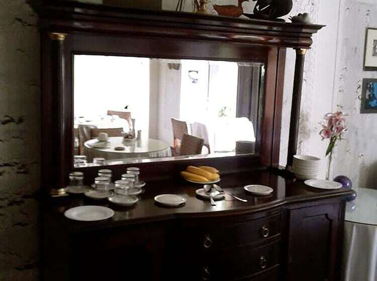 ペンション Cornerstones Guest House