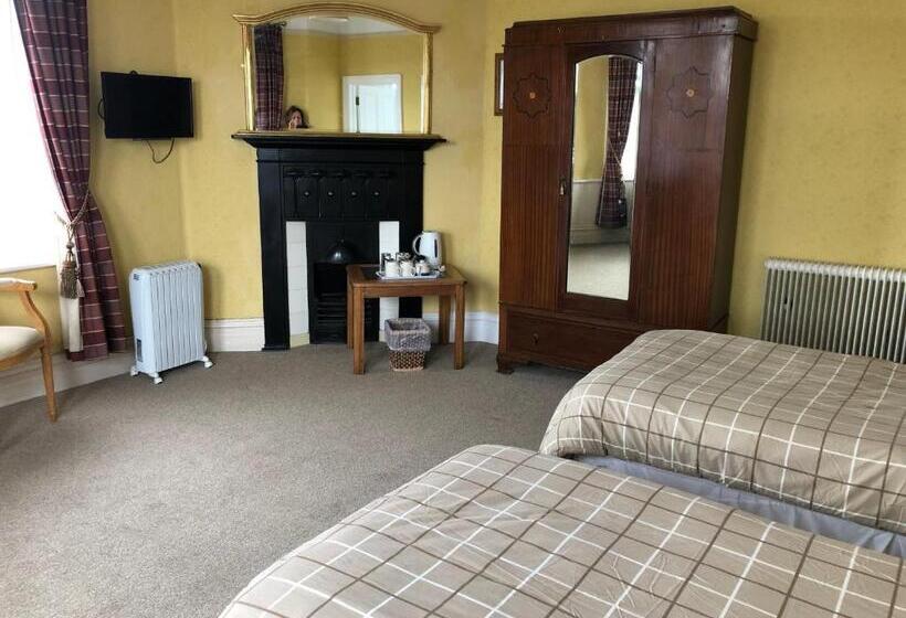 פנסיון Highland Moors