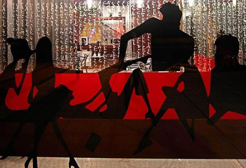 פנסיון Hostal Averroes