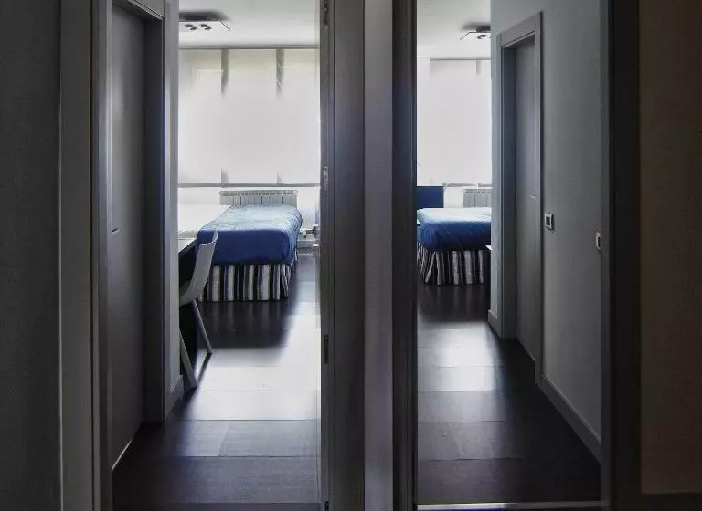 پانسیون Hostal Averroes