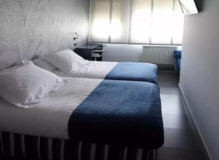 پانسیون Hostal Averroes